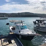 Pri Piratski Macki - At The Pirate Cat - Dal Gatto Pirata Διαμέρισμα