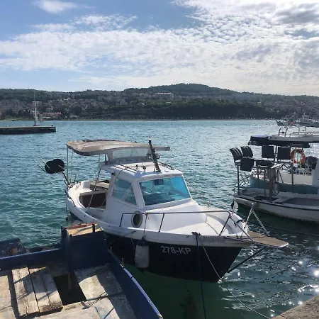 Pri Piratski Macki - At The Pirate Cat - Dal Gatto Pirata Lägenhet