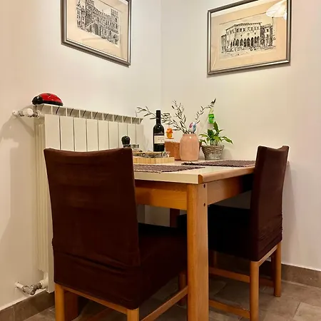 Pri Piratski Macki - At The Pirate Cat - Dal Gatto Pirata Koper