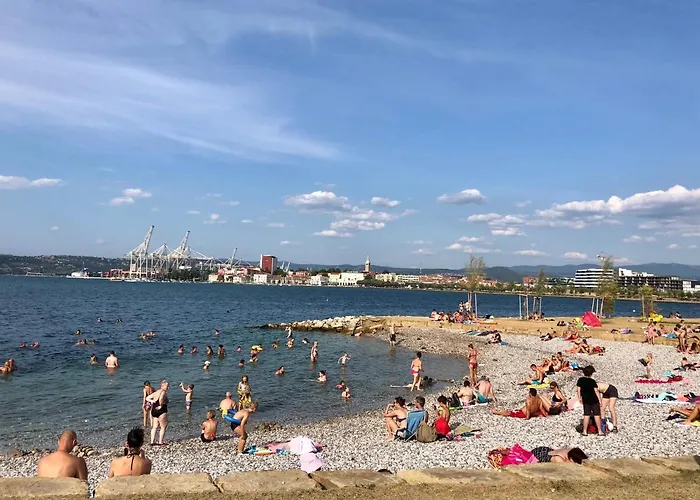 Pri Piratski Macki - At The Pirate Cat - Dal Gatto Pirata 아파트 *