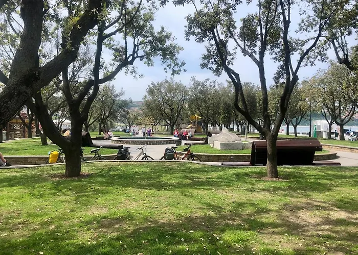 아파트 Pri Piratski Macki - At The Pirate Cat - Dal Gatto Pirata 코페르