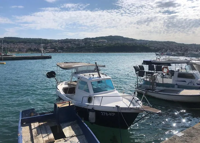 Pri Piratski Macki - At The Pirate Cat - Dal Gatto Pirata 公寓