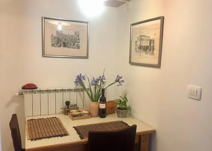 Pri Piratski Macki - At The Pirate Cat - Dal Gatto Pirata