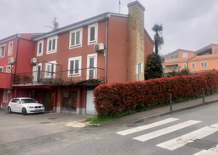 Pri Piratski Macki - At The Pirate Cat - Dal Gatto Pirata Διαμέρισμα